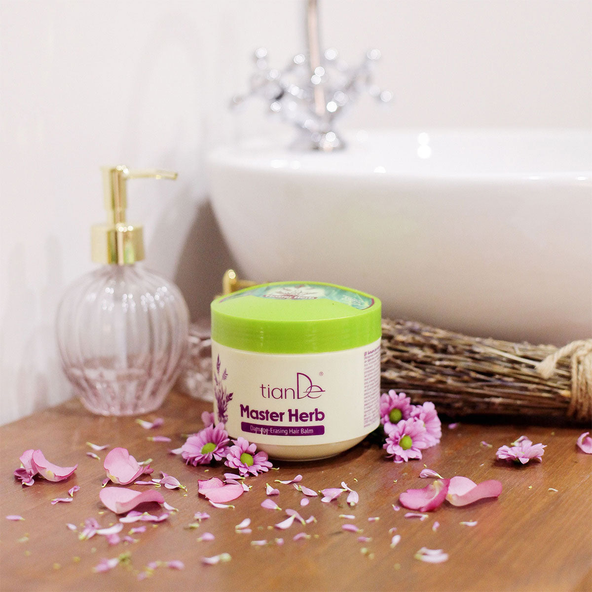 Damage-Erasing Hair Balm